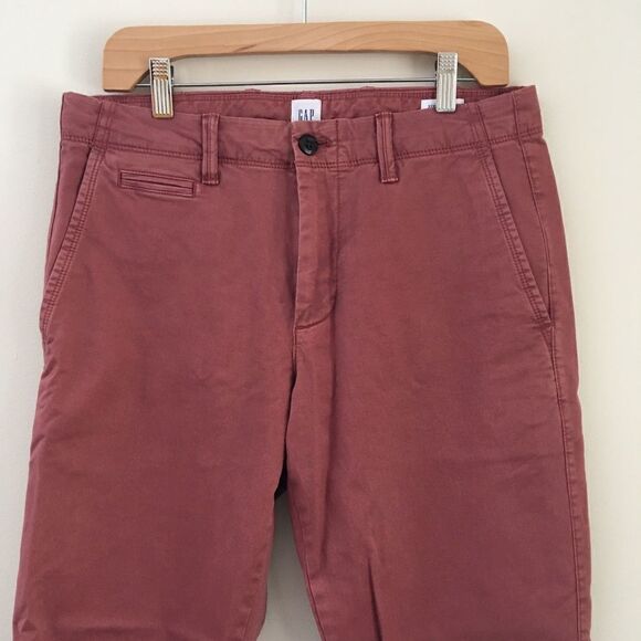 GAP Slim Faded Red Chino Pants | Size 31 - Picture 1 of 7
